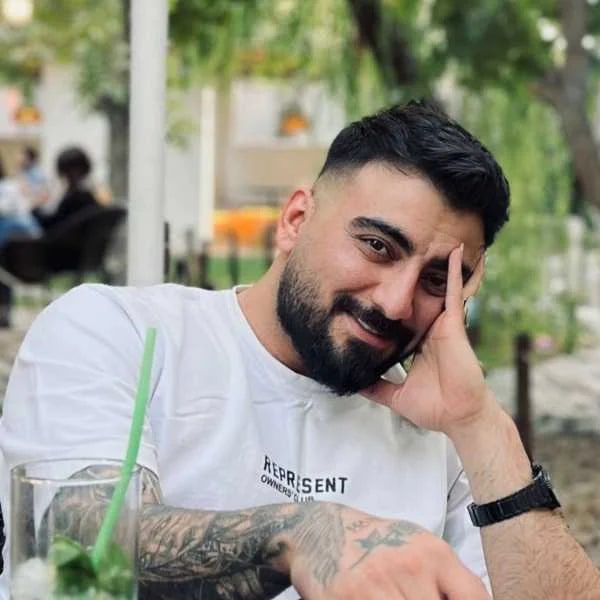 دانلود آهنگ رامین تجنگی ﻫﻤﻴﻦ ﻛﻪ ﻣﻨﻪ ﻧﺪاری ﻣﮕﻪ درد ﻛﻤﻴﻪ دانلود آهنگ رامین تجنگی ﻫﻤﻴﻦ ﻛﻪ ﻣﻨﻪ ﻧﺪاری ﻣﮕﻪ درد ﻛﻤﻴﻪ